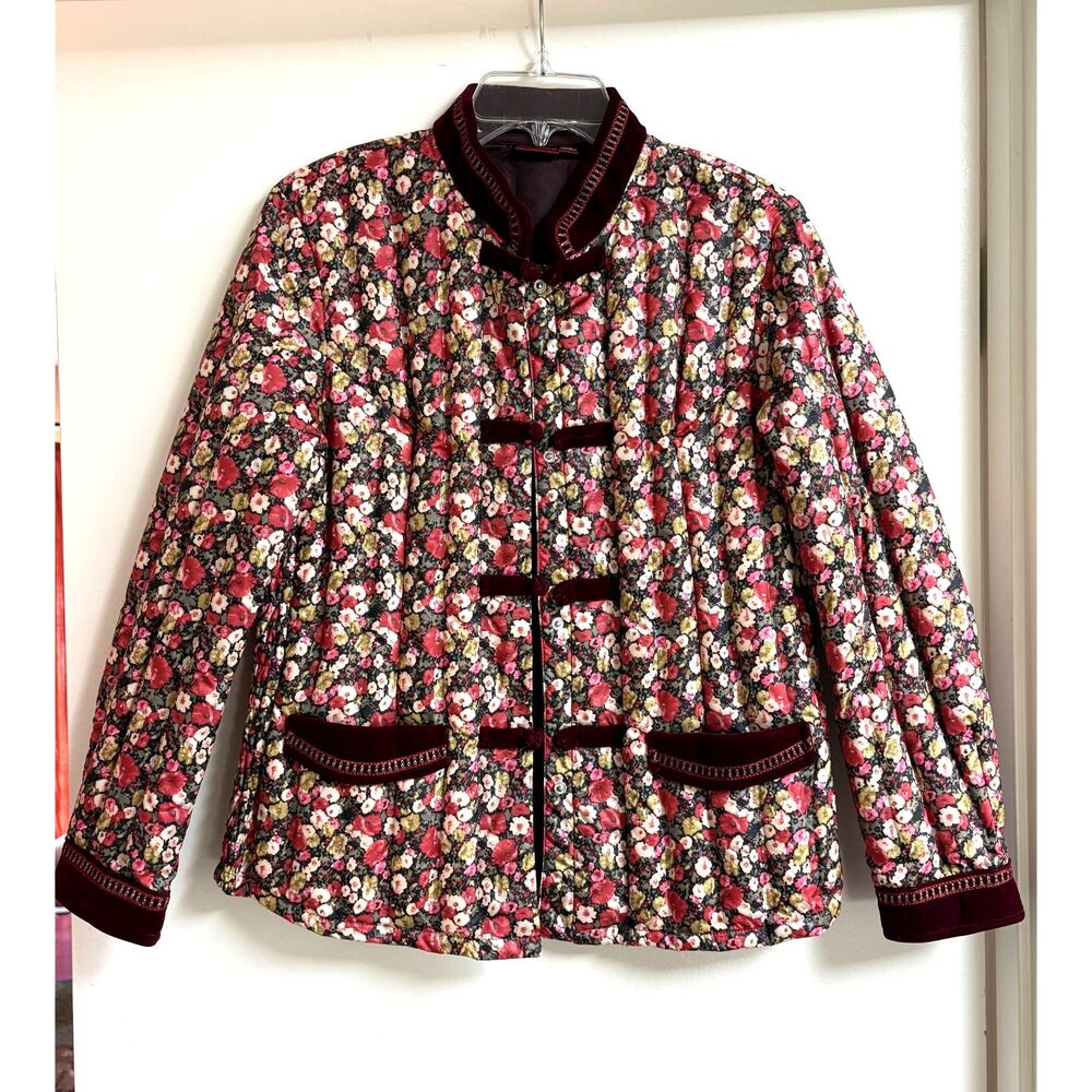 Xueyinhu Down Quilted Floral Jacket Velvet Frog Closure Mandarin Puffer Coat S M